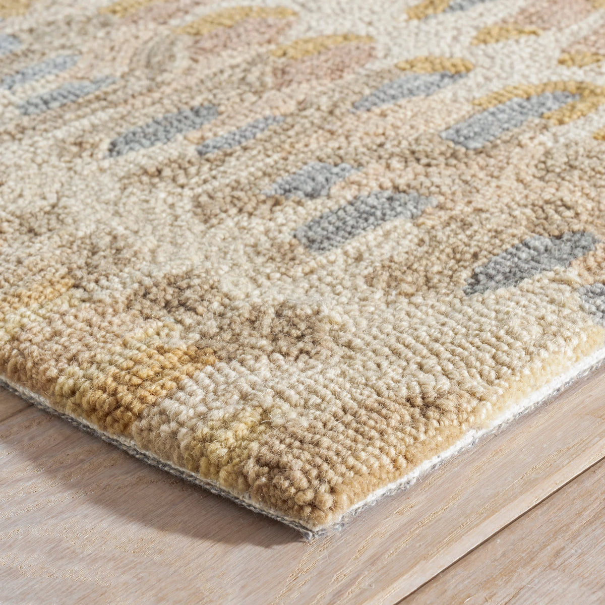 Dash & Albert Paint Chip Hand Micro Hooked Wool Rug in Natural, corner detail