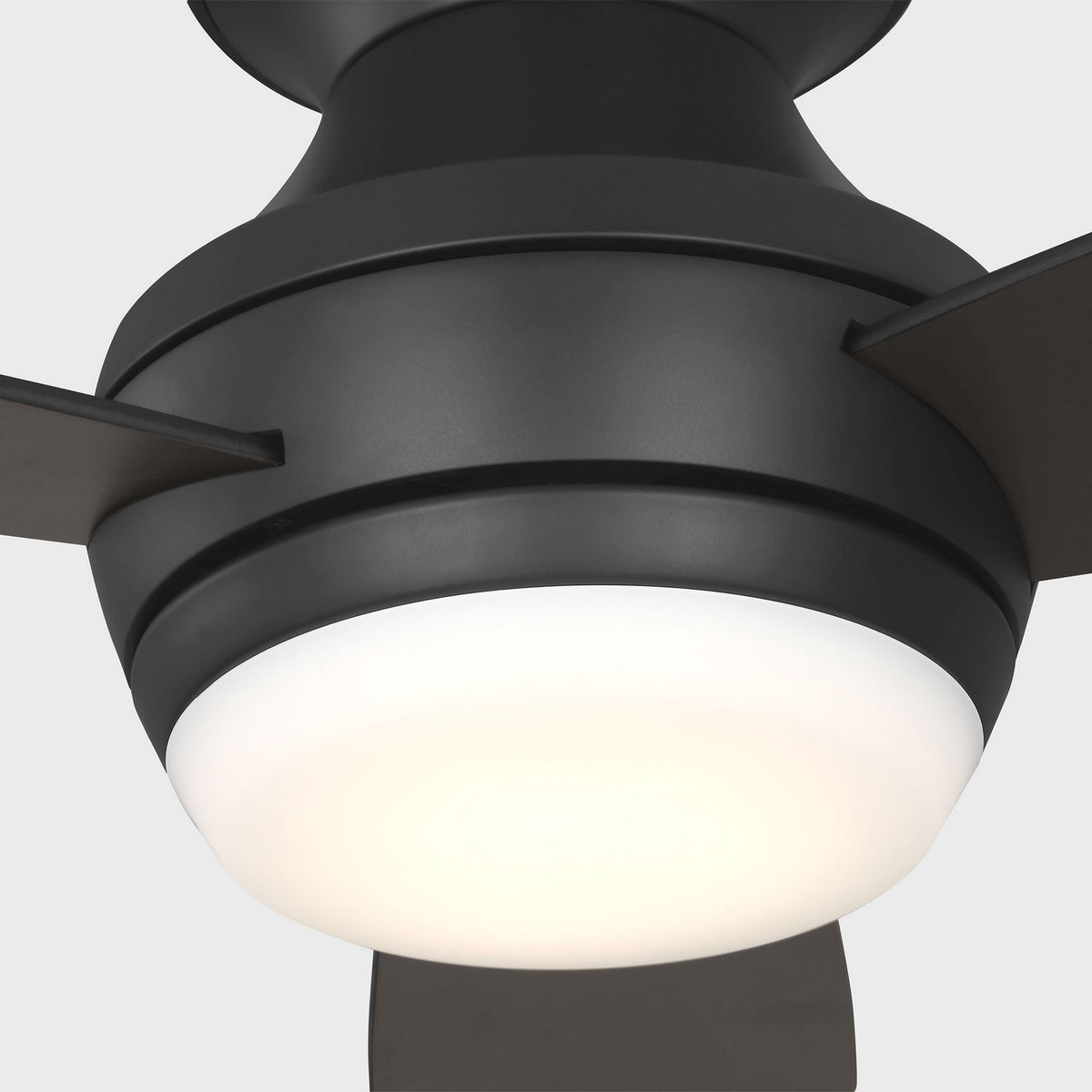 Ikon 32 Hugger LED Ceiling Fan