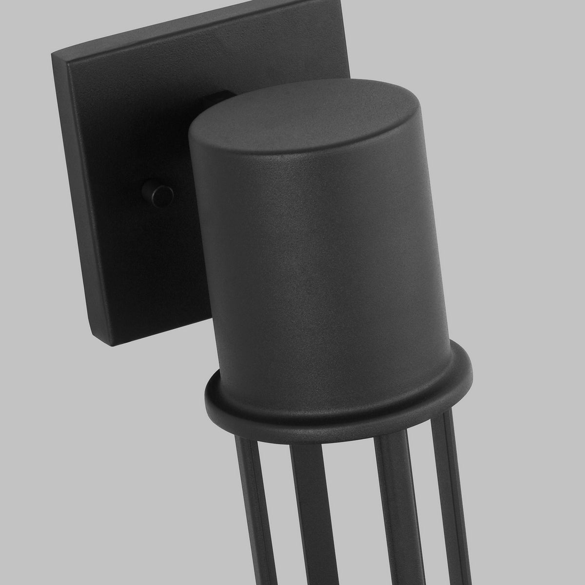 Union Medium Wall Lantern