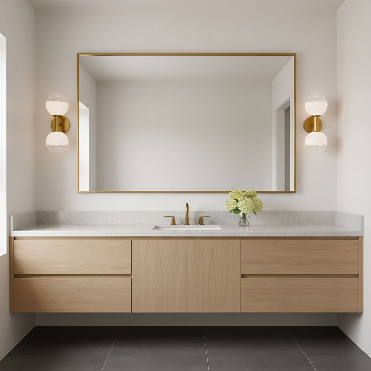 Torian Linear Sconce