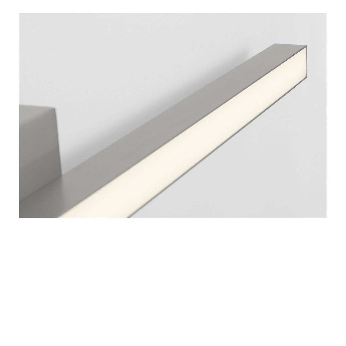Marque 36 Led Vanity