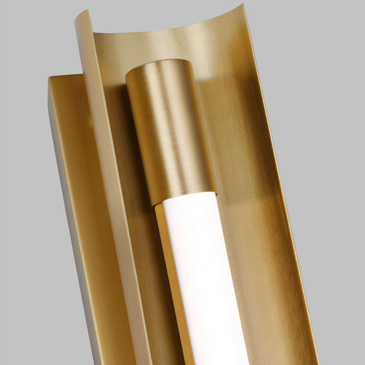 Carson Grande Bath Sconce