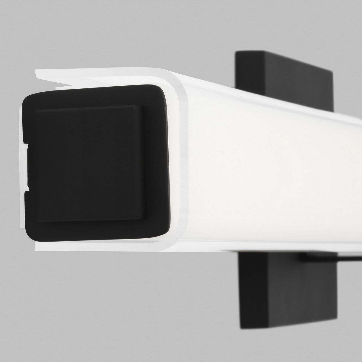 Milan LED Bath Vanity — 5.00"