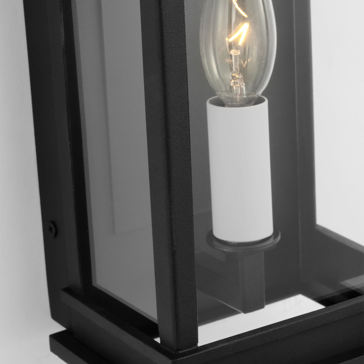One Light Outdoor Wall Sconce — 15.50"