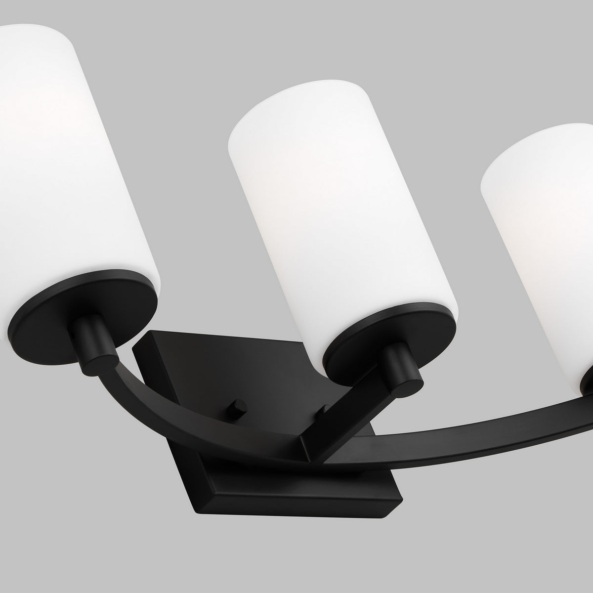 Hettinger Three Light Bath