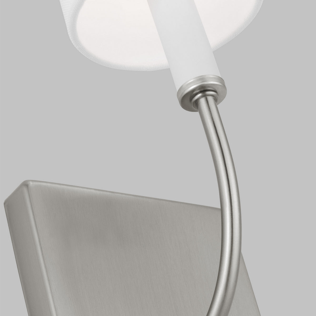Greenwich 1-Light Sconce — 60 W