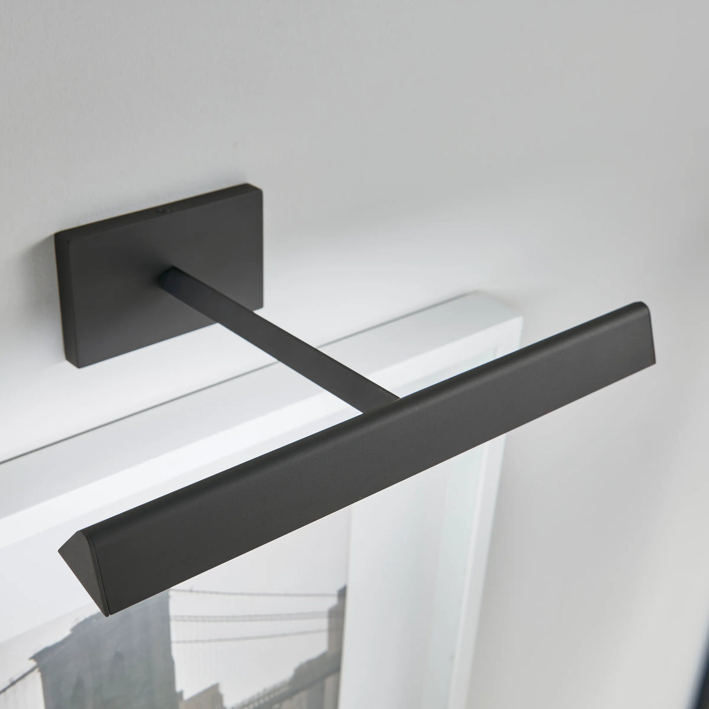 Dessau 12" Picture Light