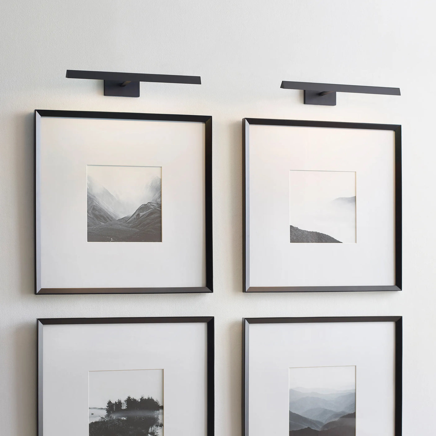 Dessau 18" Picture Light