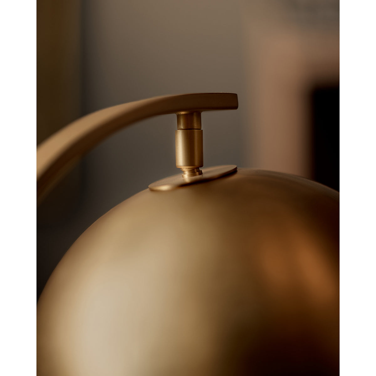Otto One Light Desk Lamp