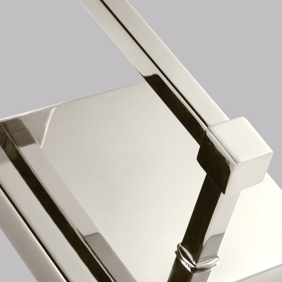 Quinn Sconce