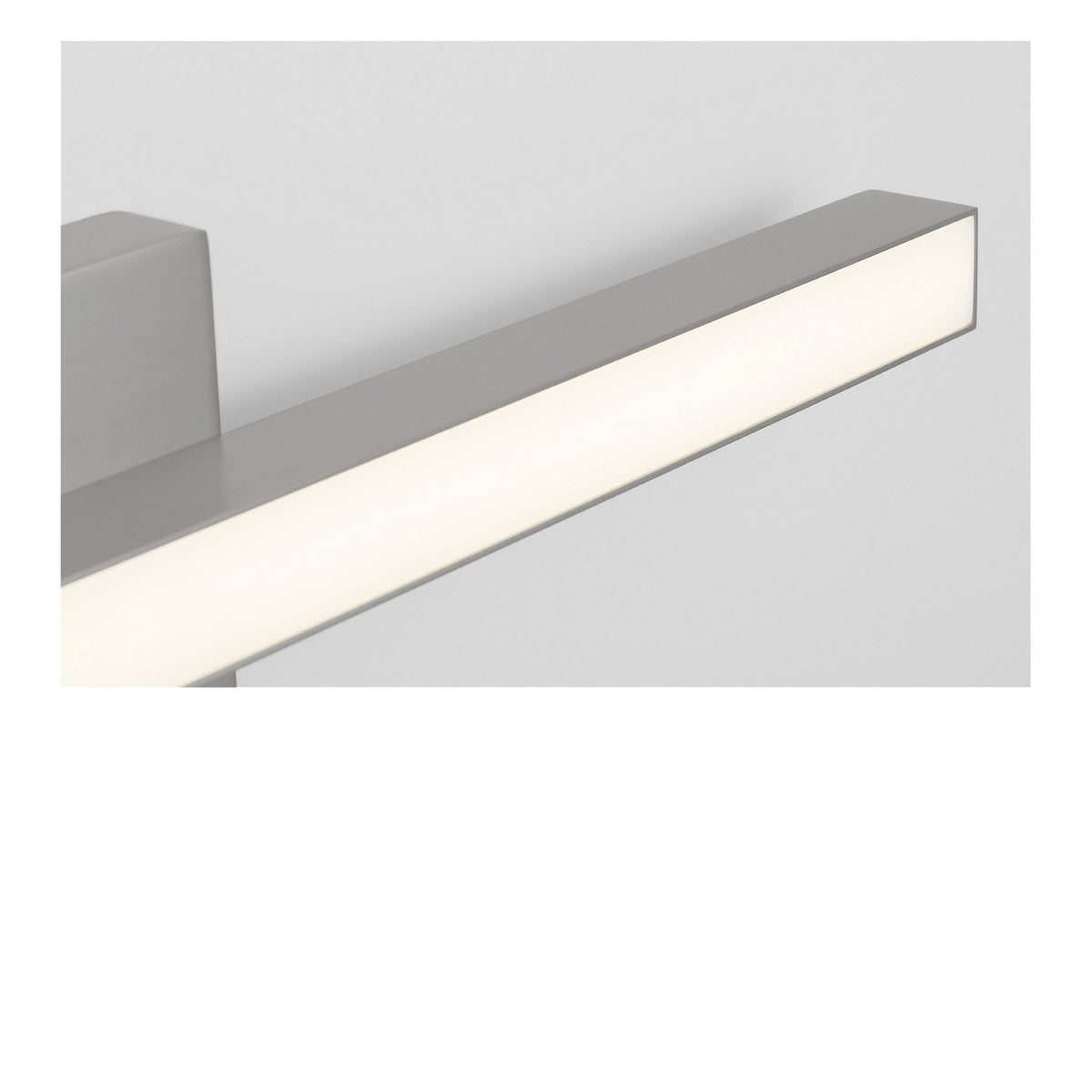 Marque 24 Led Vanity