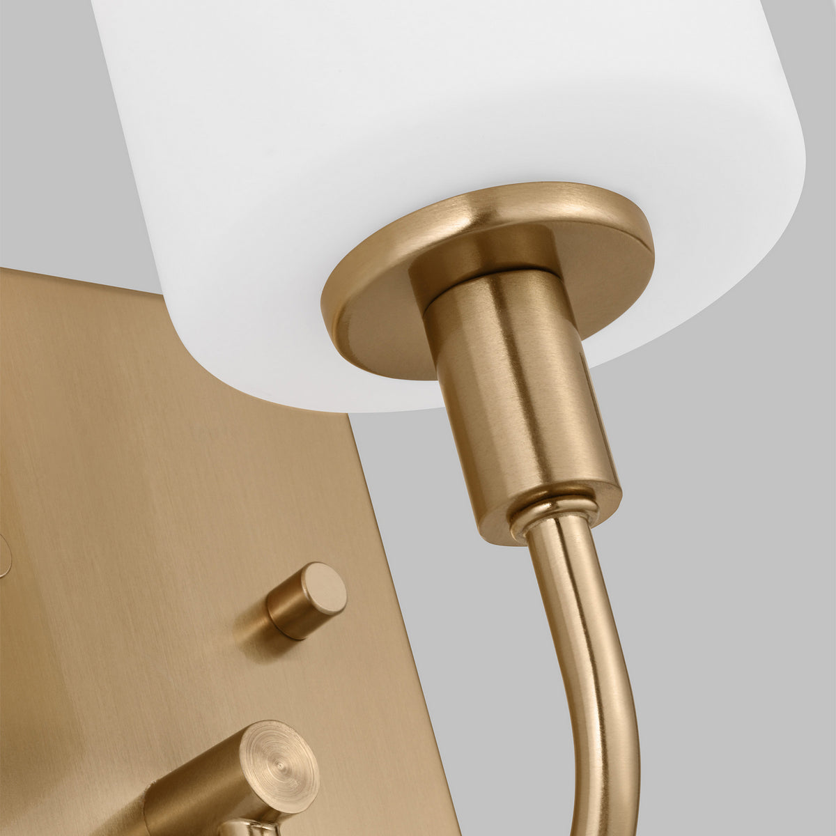 Oak Moore 1-Light Bath Sconce — 9 W