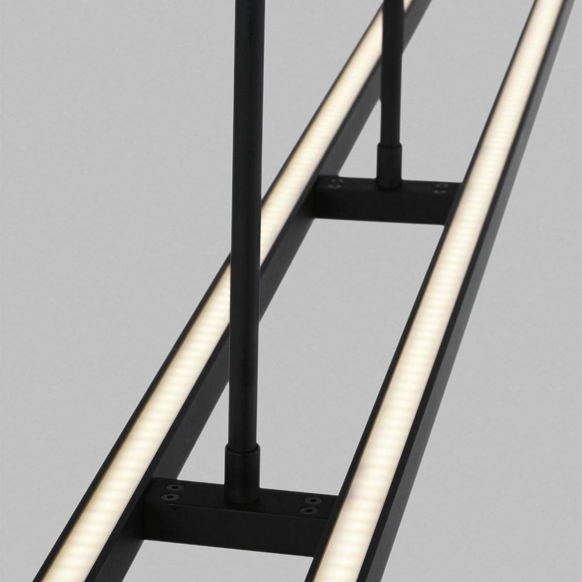 Stagger 2 84 Linear Suspension