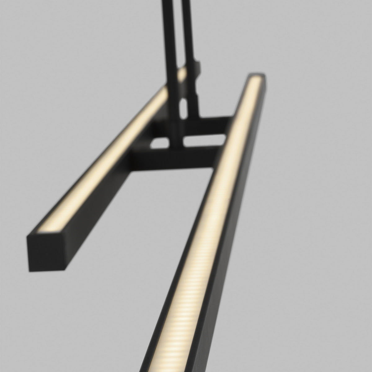 Stagger 2 60 Linear Suspension