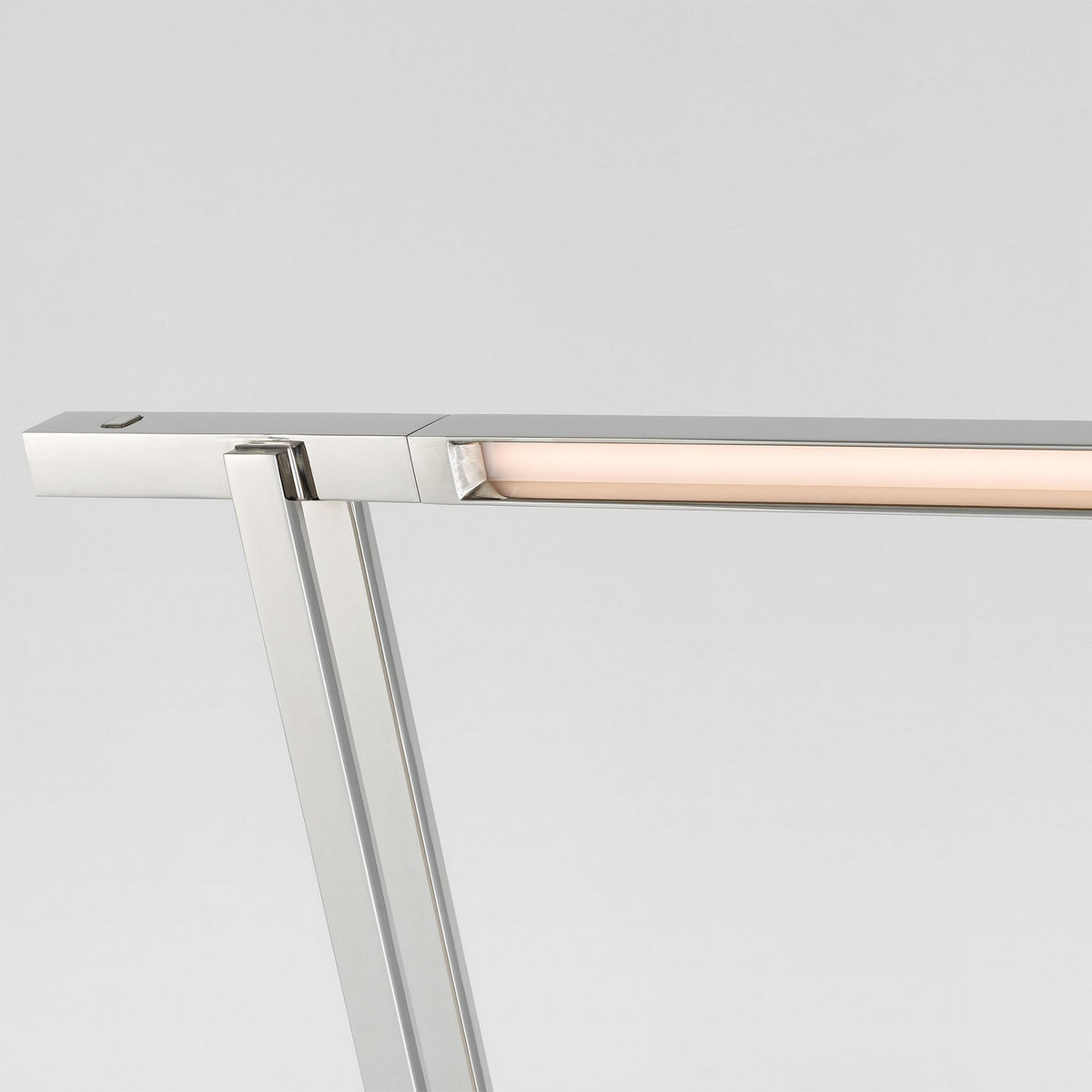 Stagger Medium Floor Lamp