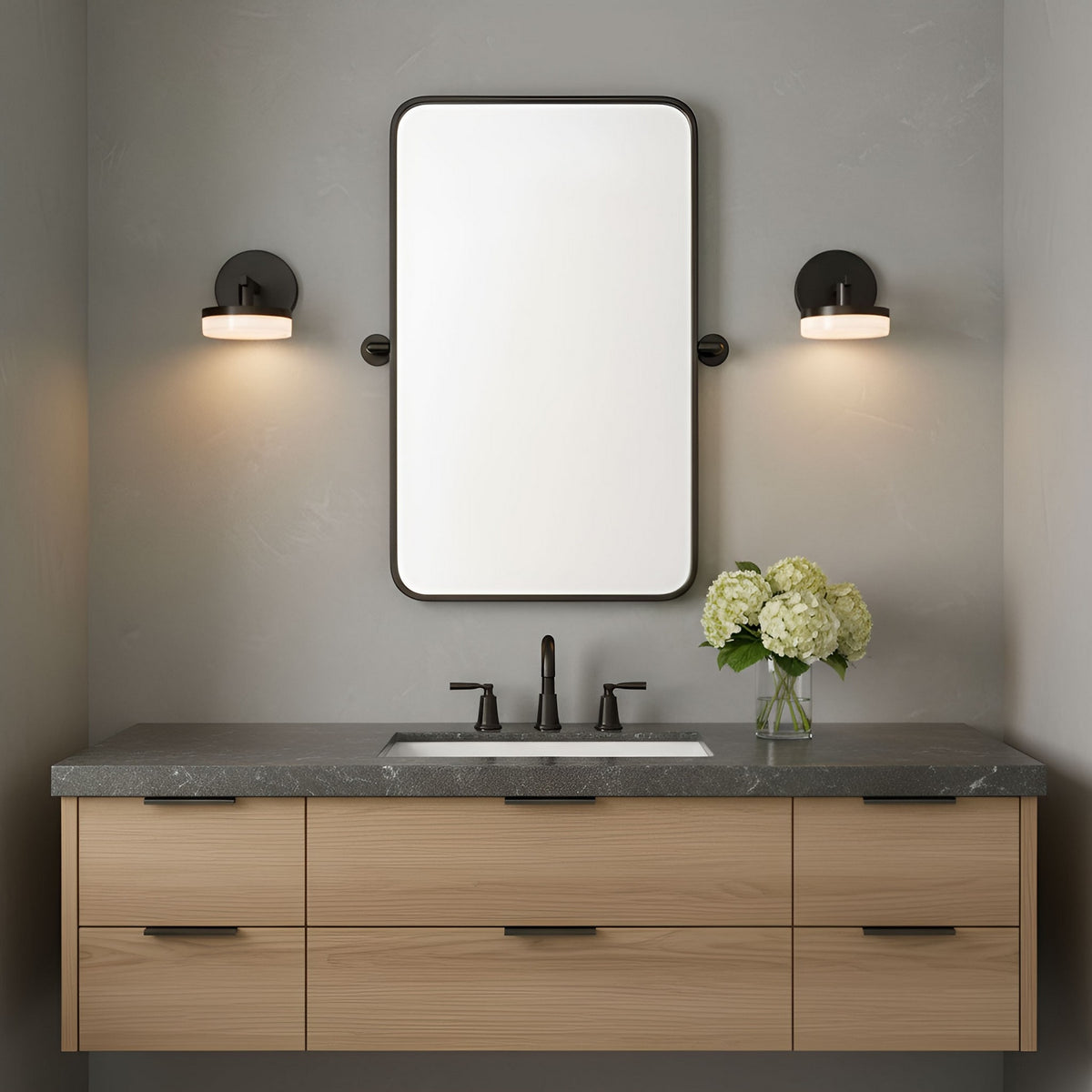 Khan 1-Light Sconce