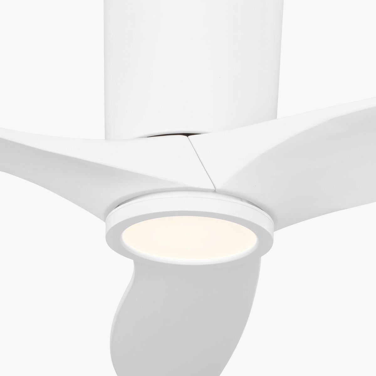 Seyra Smart 52" Hugger Led Ceiling Fan