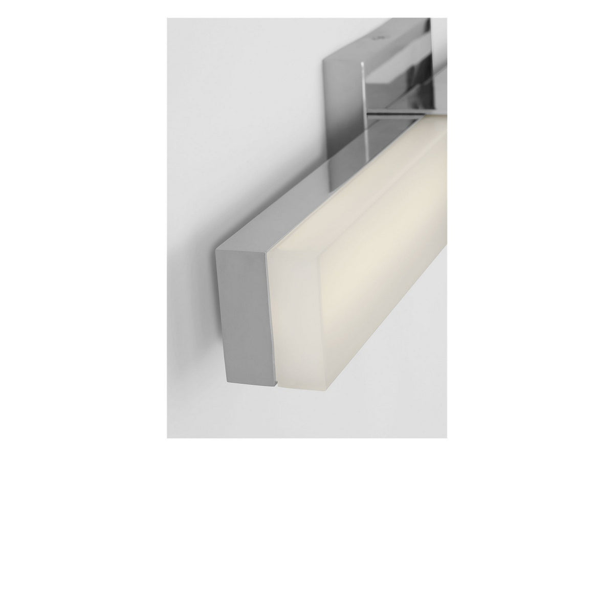 Fentress 18 LED Vanity