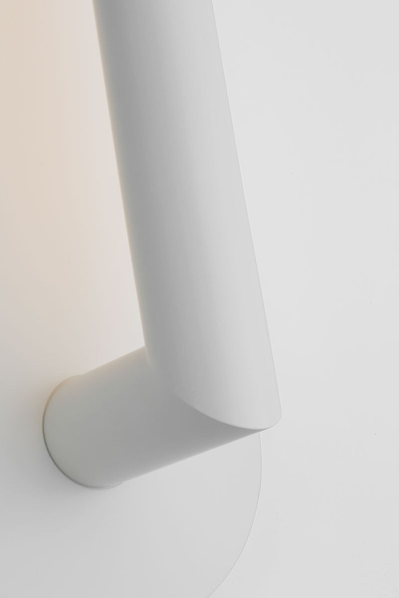 Fielle Medium Sconce