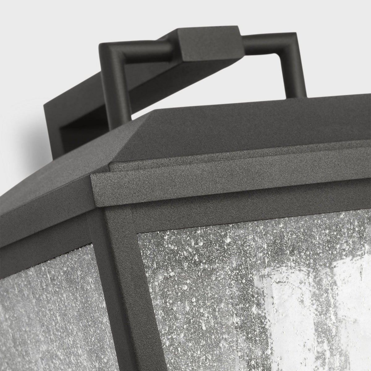 Kennewick Medium Wall Lantern