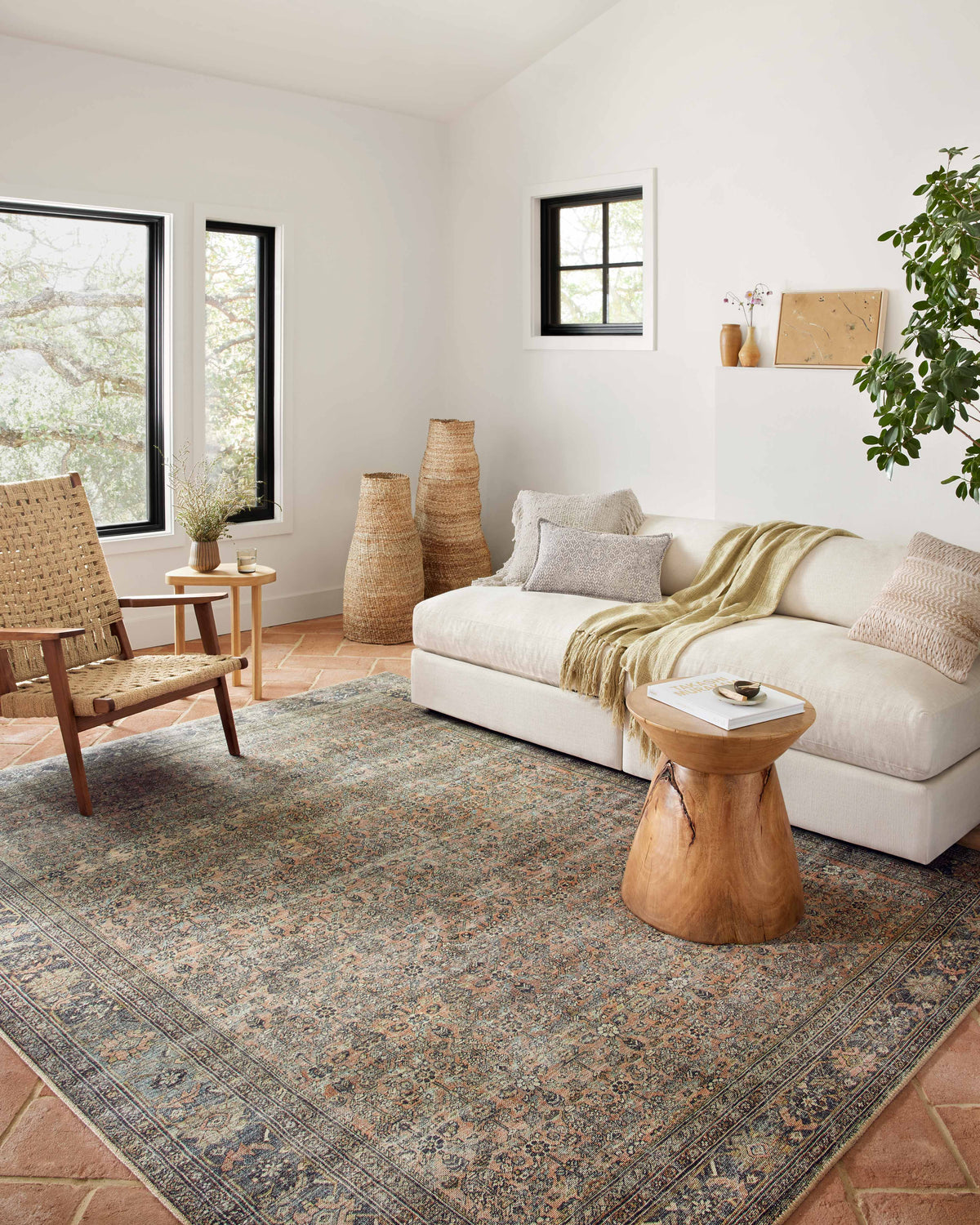 Adrian Rug 03