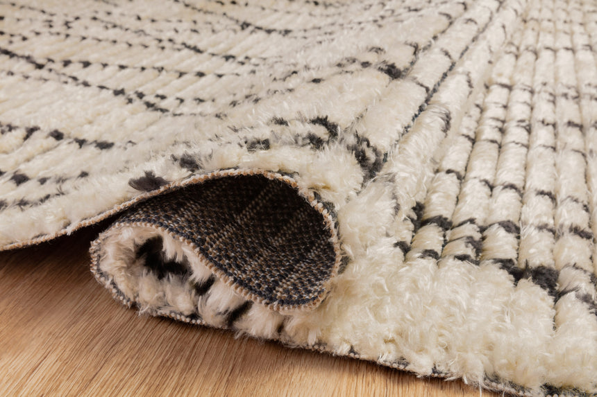 Alice Rug 01