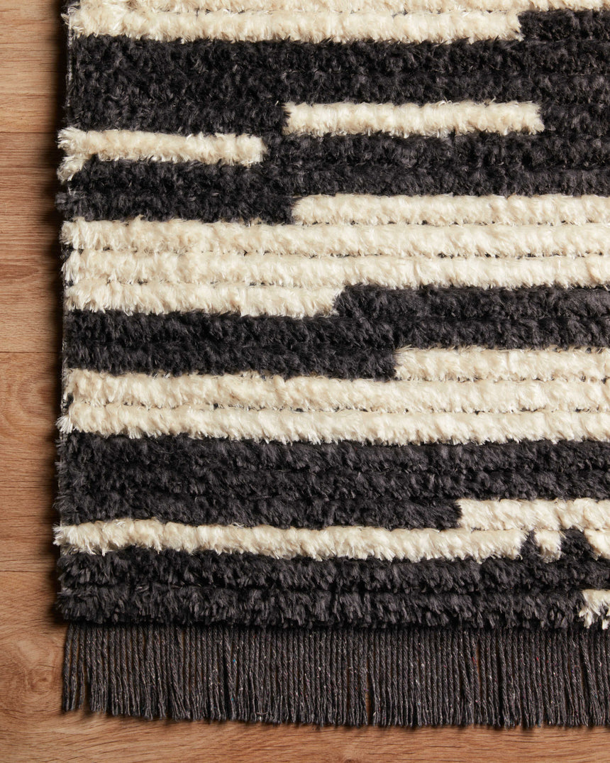 Alice Rug 03