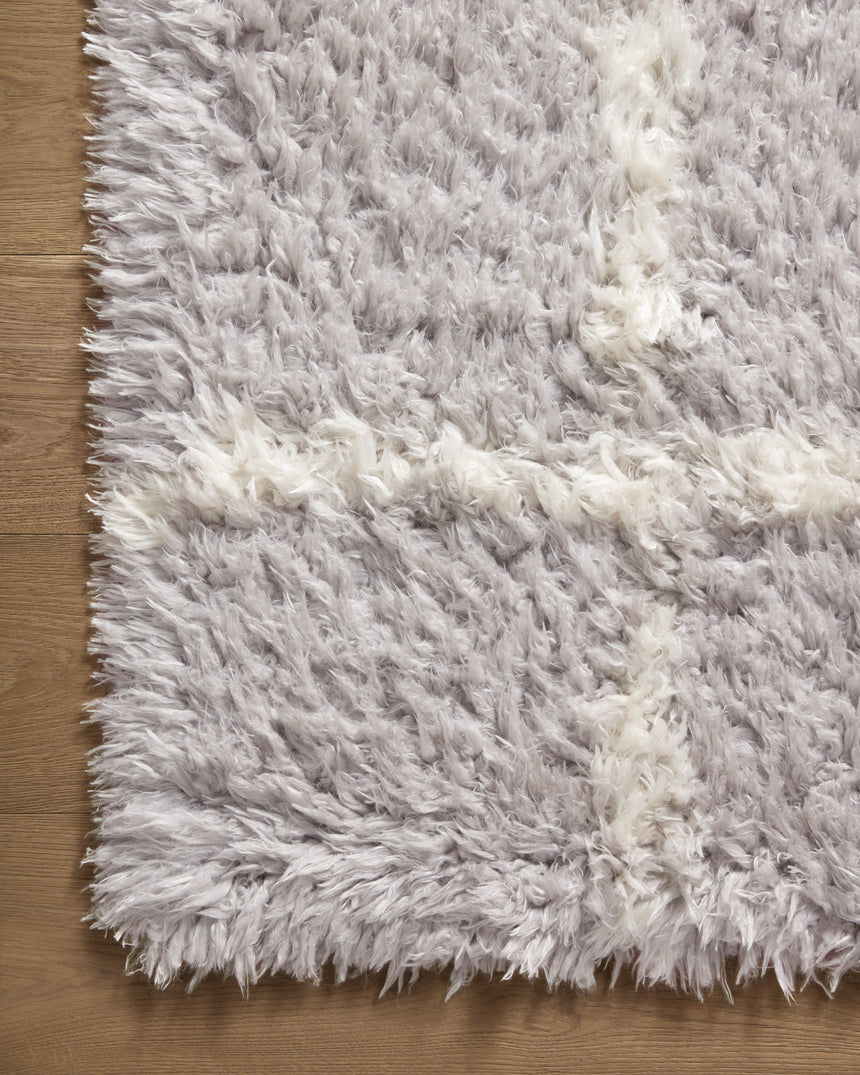 Amira Rug 04