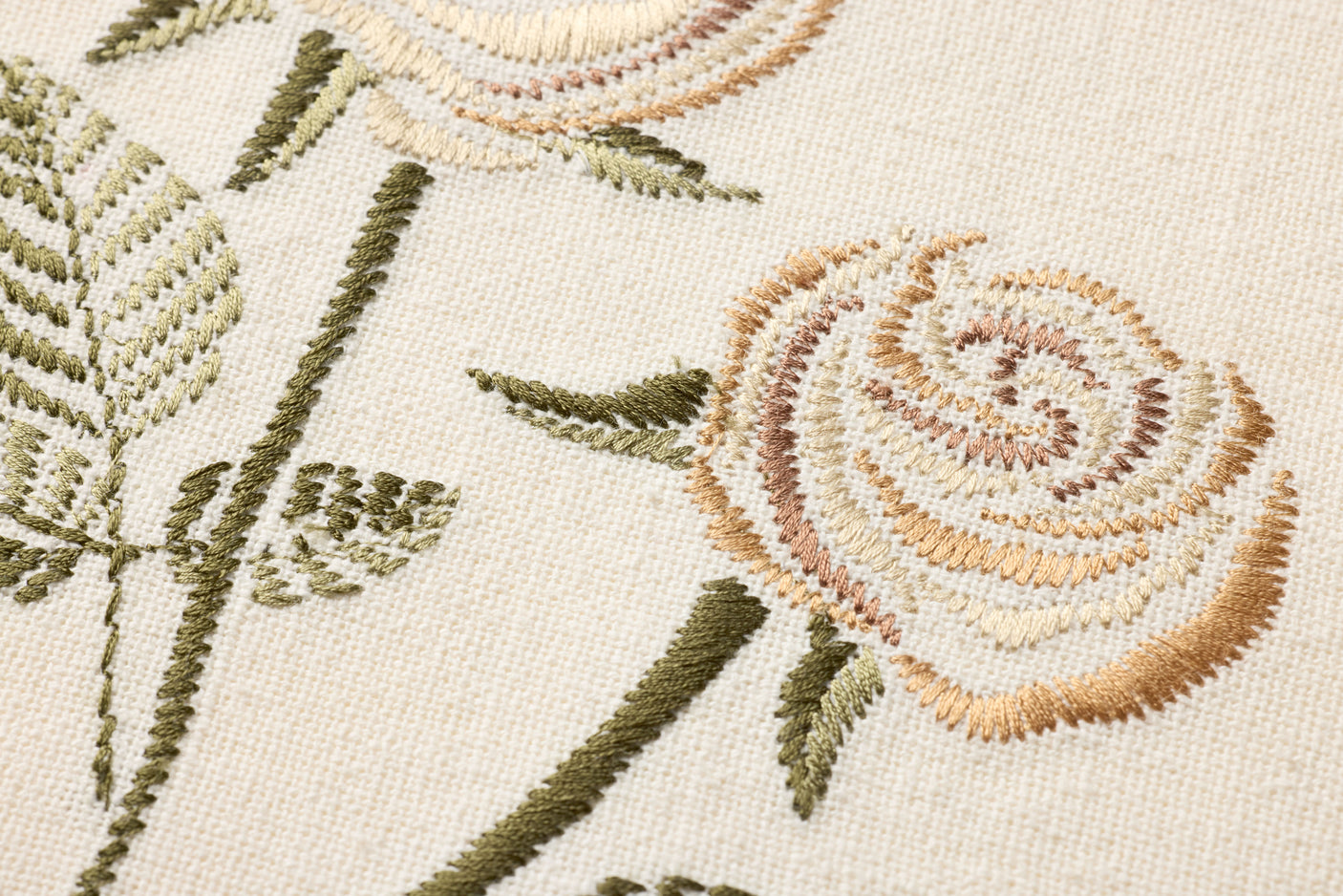 Rose Bud Beige Wall Art