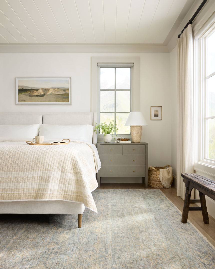 Blake Rug 01 | Sky / Beige