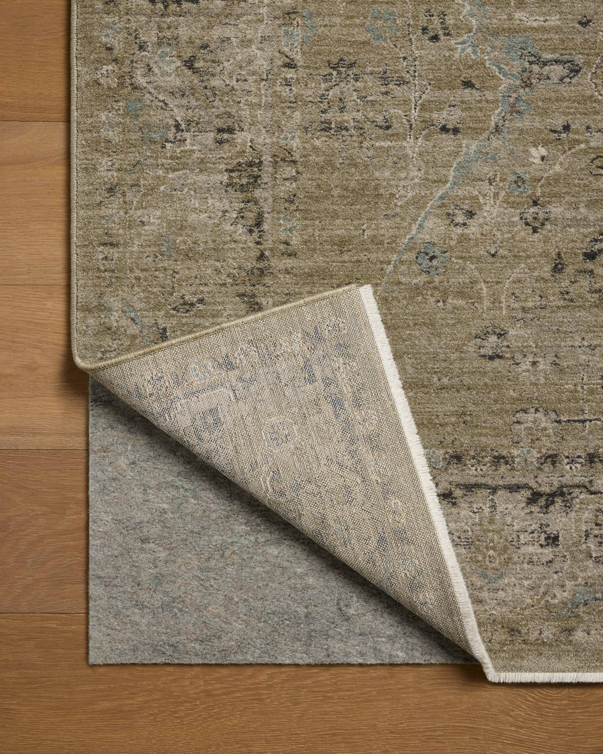 Briar Rug 02