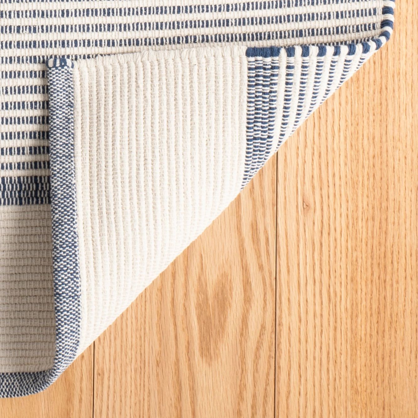 La Mirada Handwoven Cotton Rug