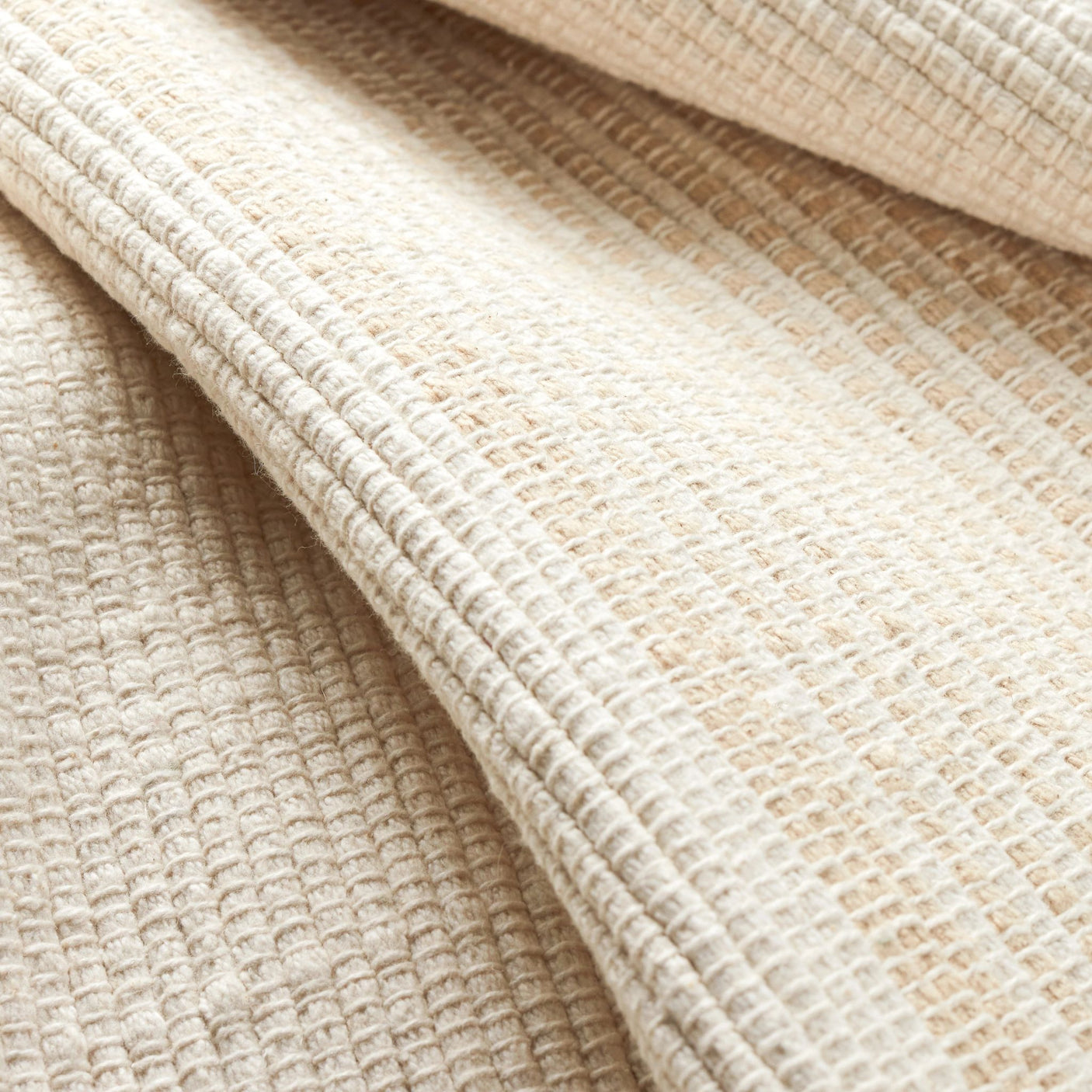 La Mirada Handwoven Cotton Rug