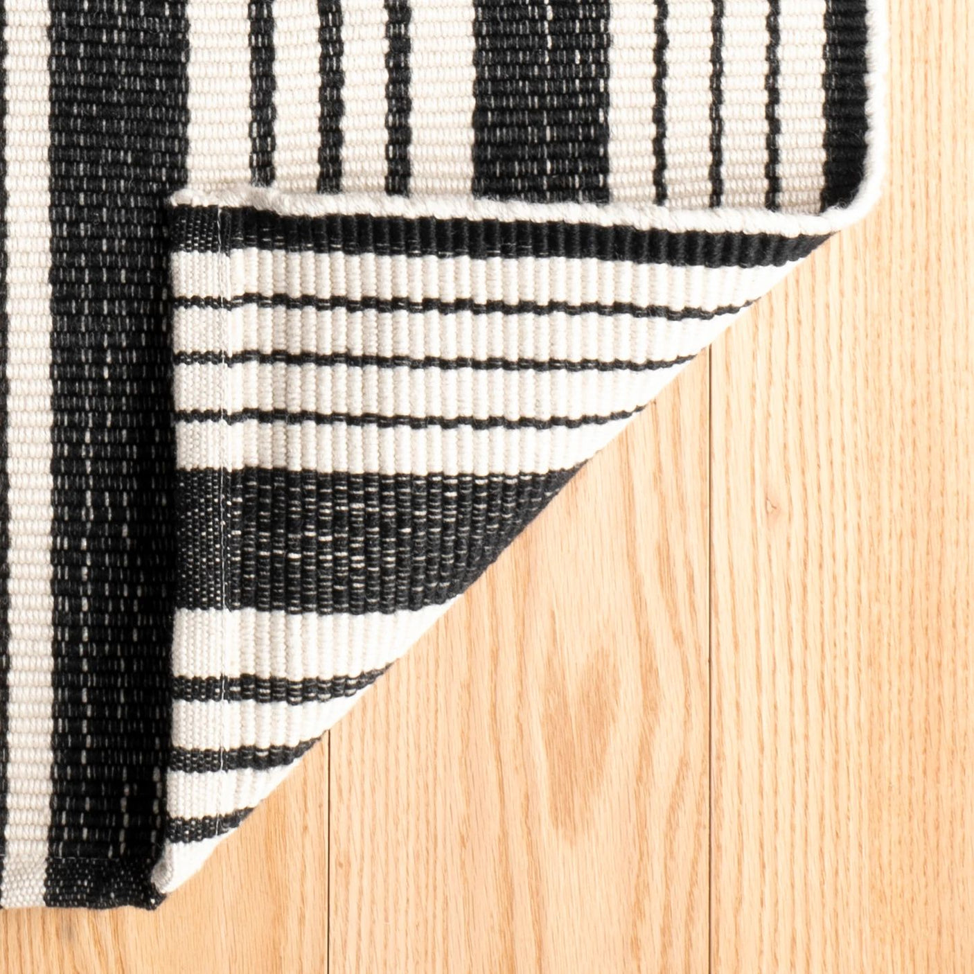 Birmingham Handwoven Indoor/Outdoor Rug