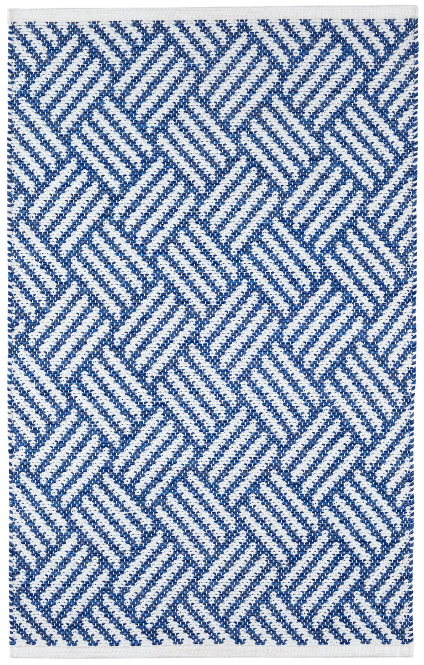 Crisscross Handwoven Indoor/Outdoor Rug