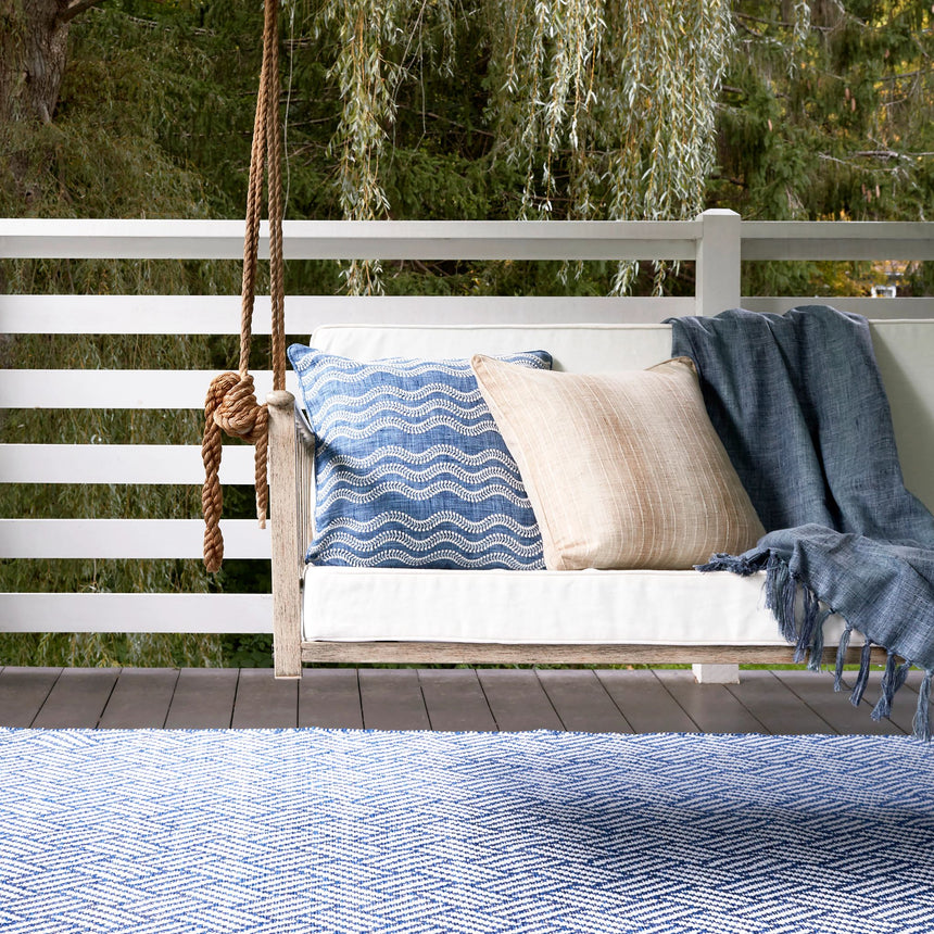 Crisscross Handwoven Indoor/Outdoor Rug