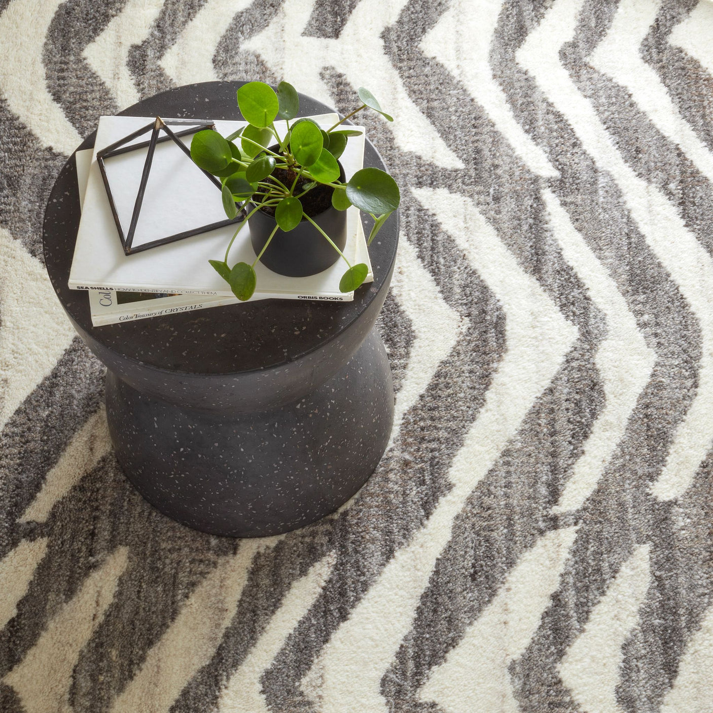 Farah Hand Knotted Wool Rug