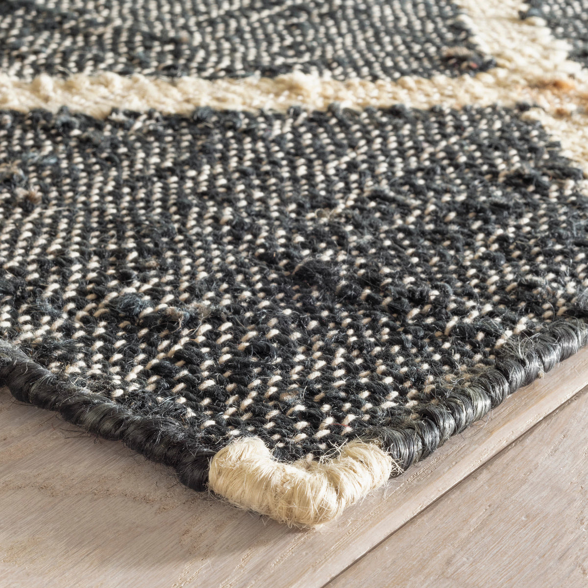 Kali Handwoven Jute Rug