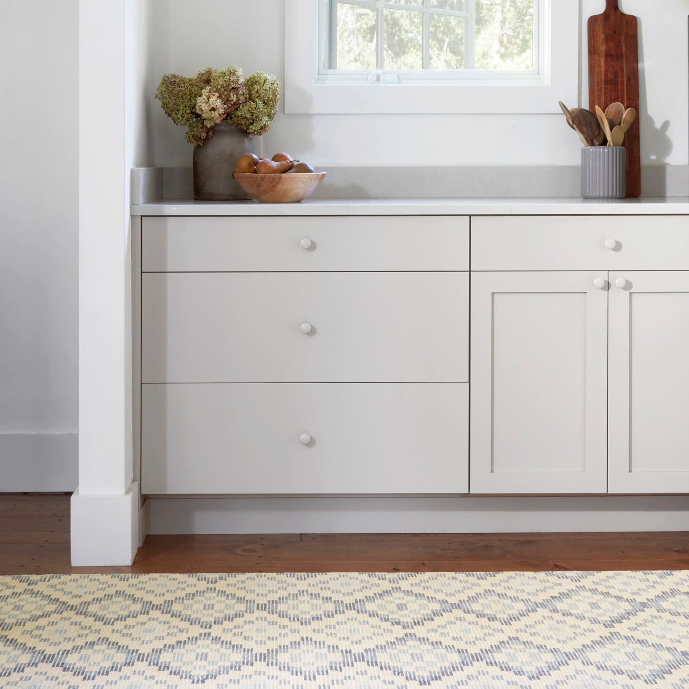 Diamond Cove Hand Tufted Wool Rug