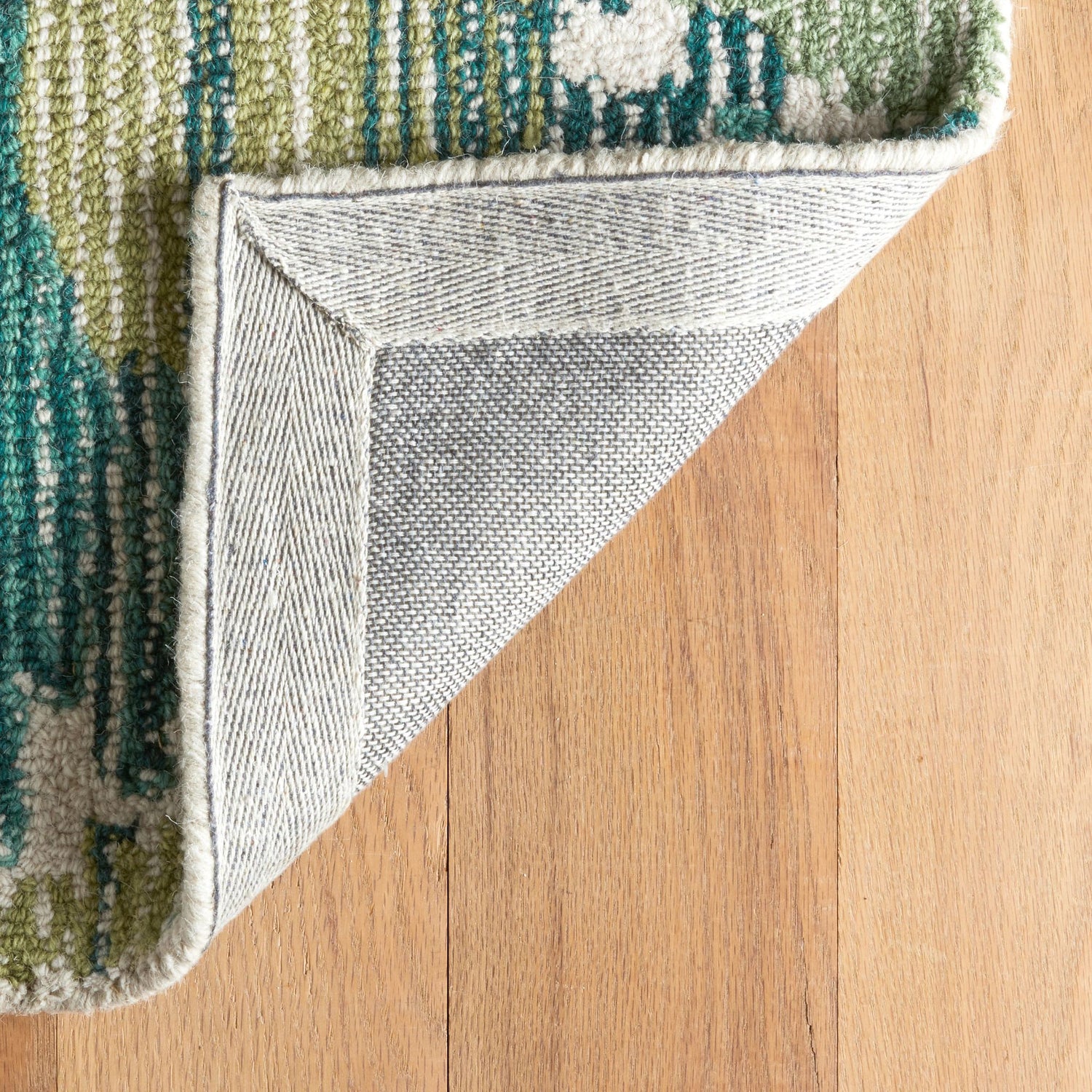 Ladycross Hand Hooked Wool Rug