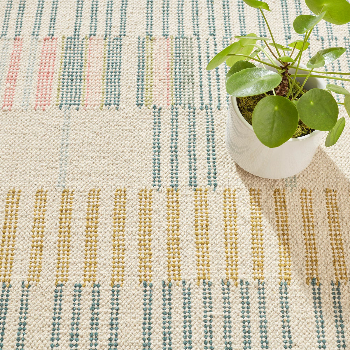 Gemma Hand Loom Knotted Cotton Rug