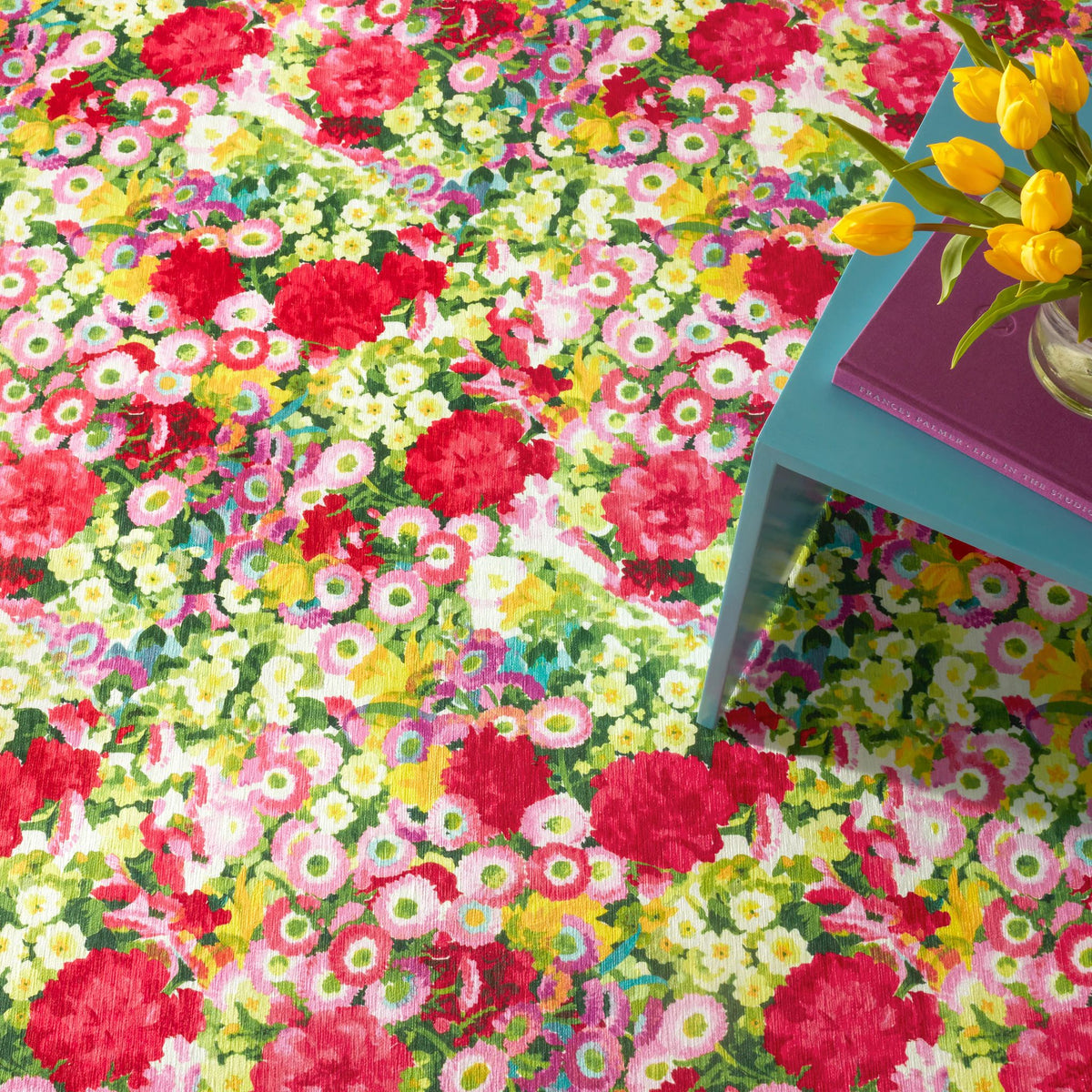 Chamomile Cluster Machine Washable Rug