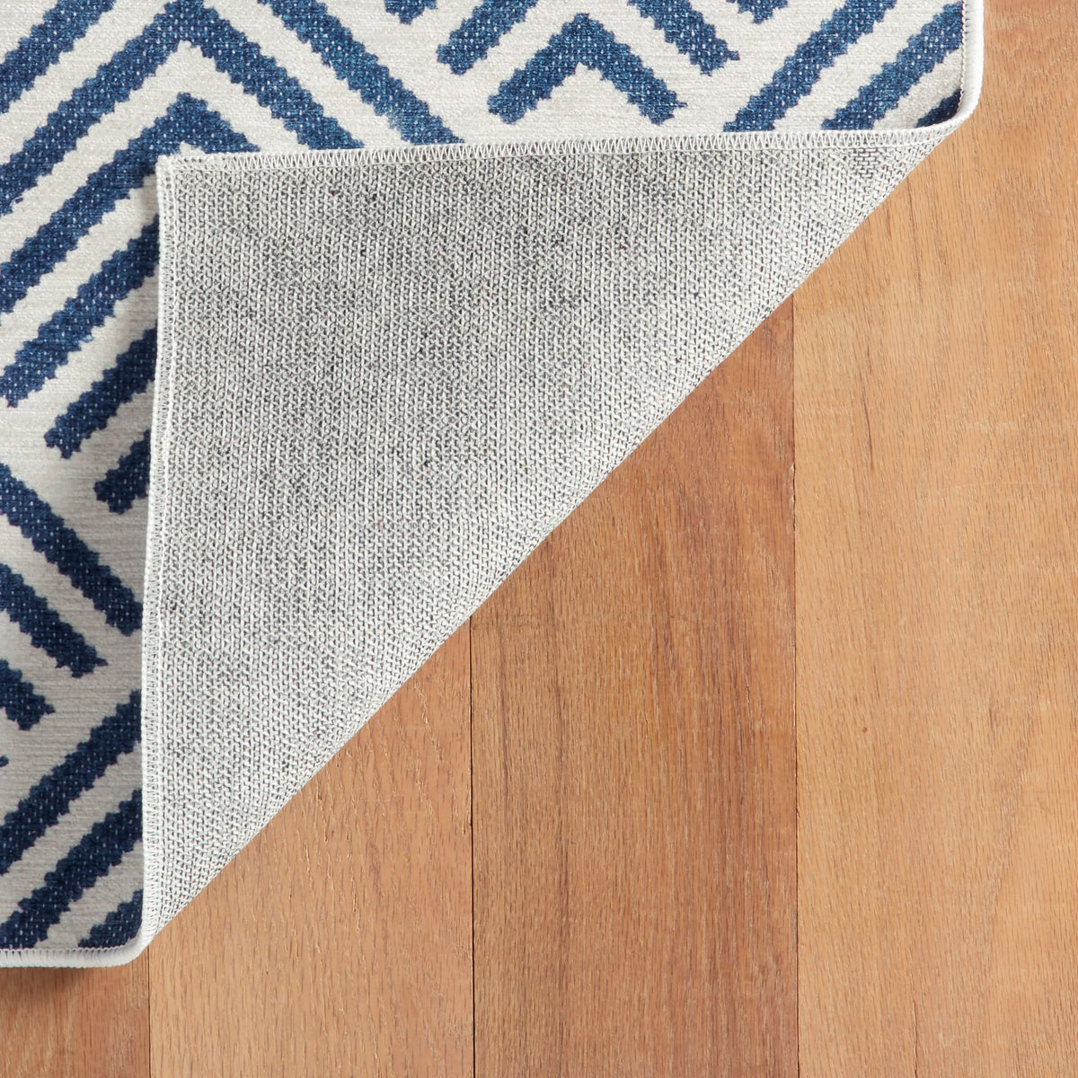 Cleo Machine Washable Rug