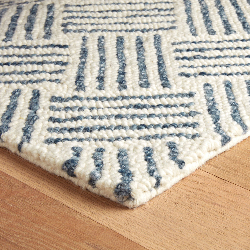 Layers Hand Hooked Wool Rug