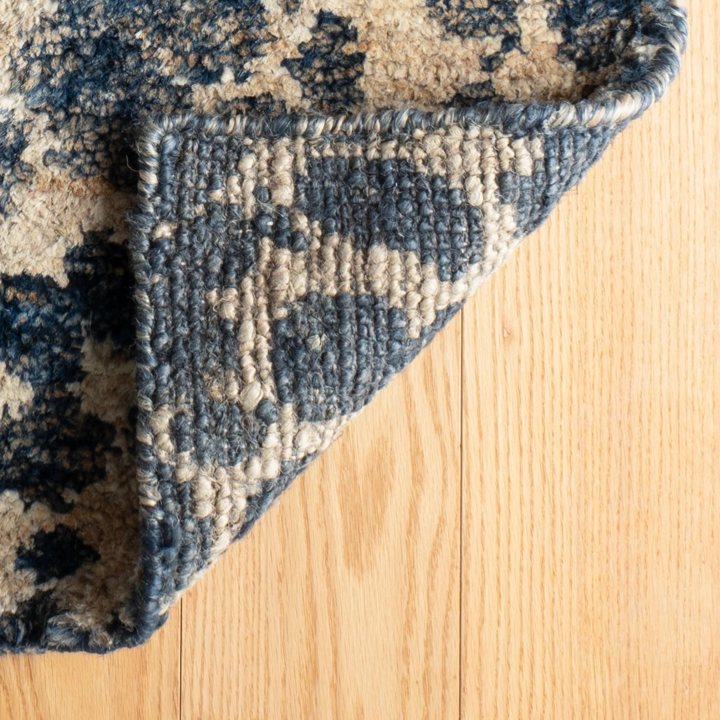 Stormi Hand Knotted Jute Rug