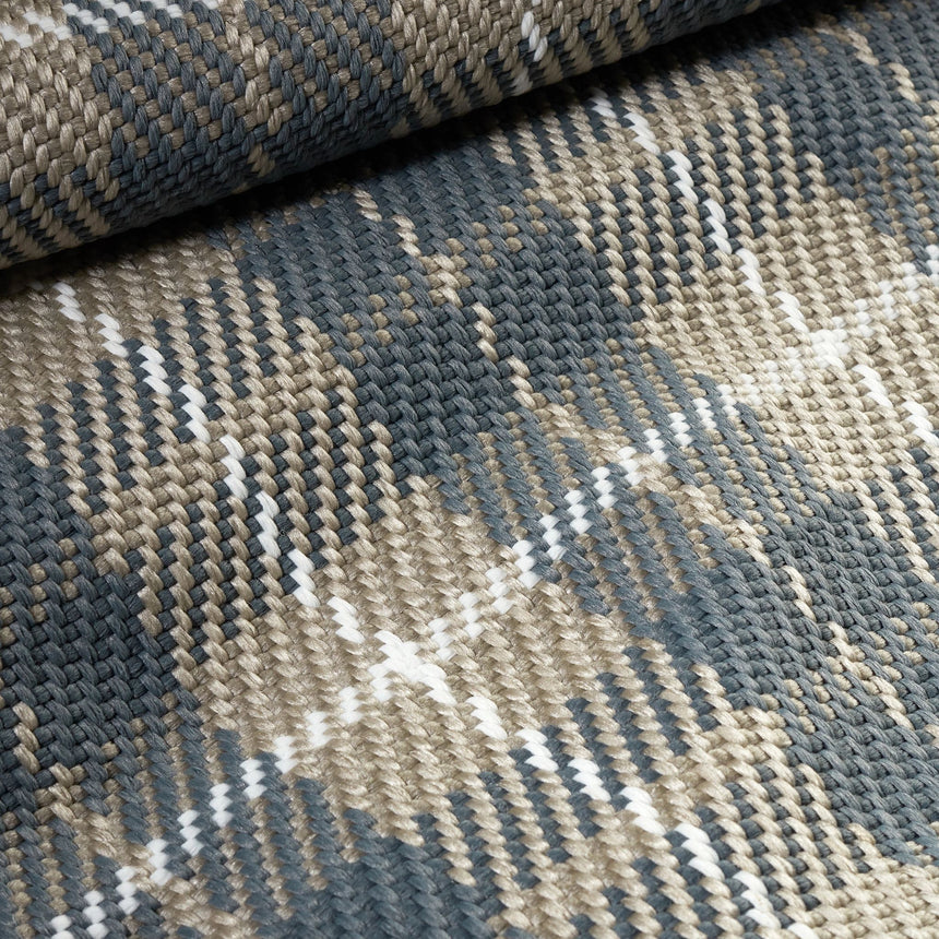 Lakeville Plaid Handwoven Indoor/Outdoor Rug