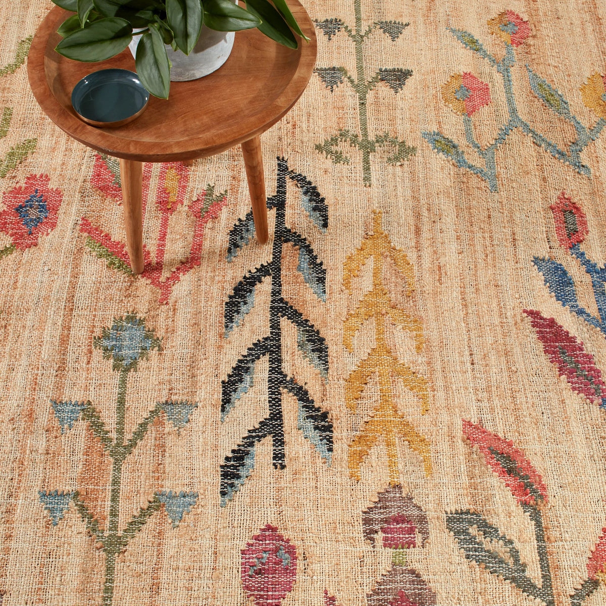 Folk Floral Kilim Handwoven Jute Rug