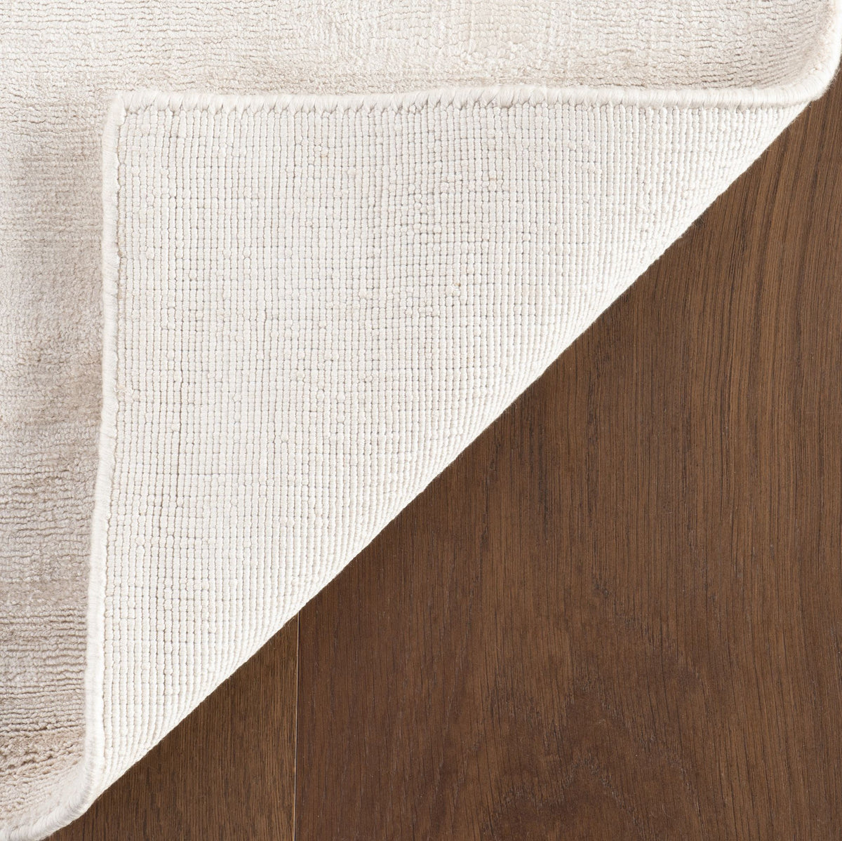 Alva Hand Loom Knotted Viscose Rug