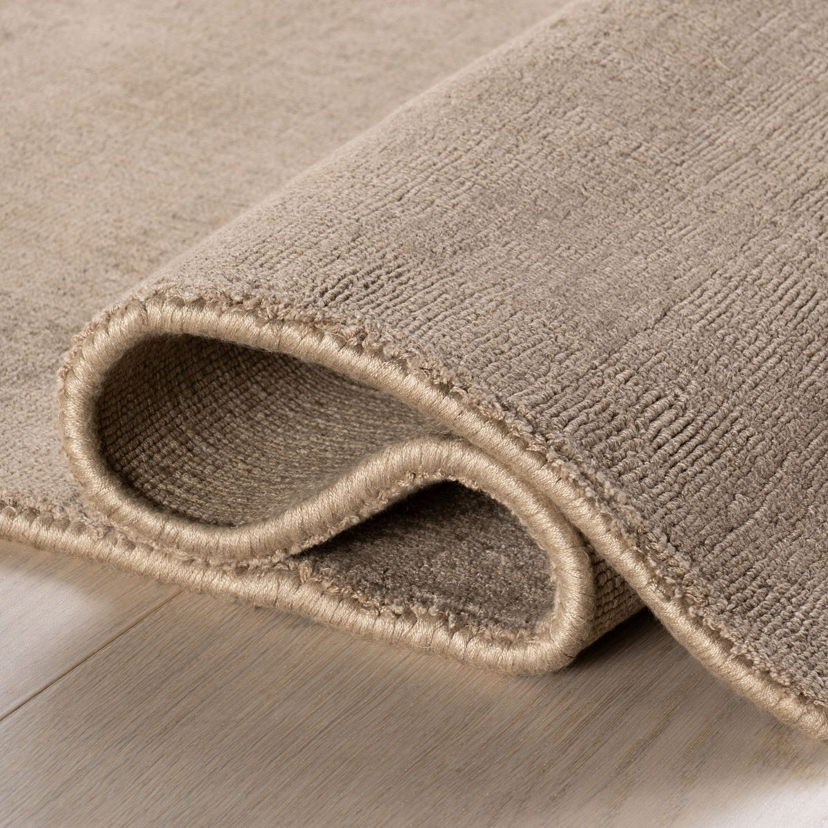 Alva Hand Loom Knotted Viscose Rug