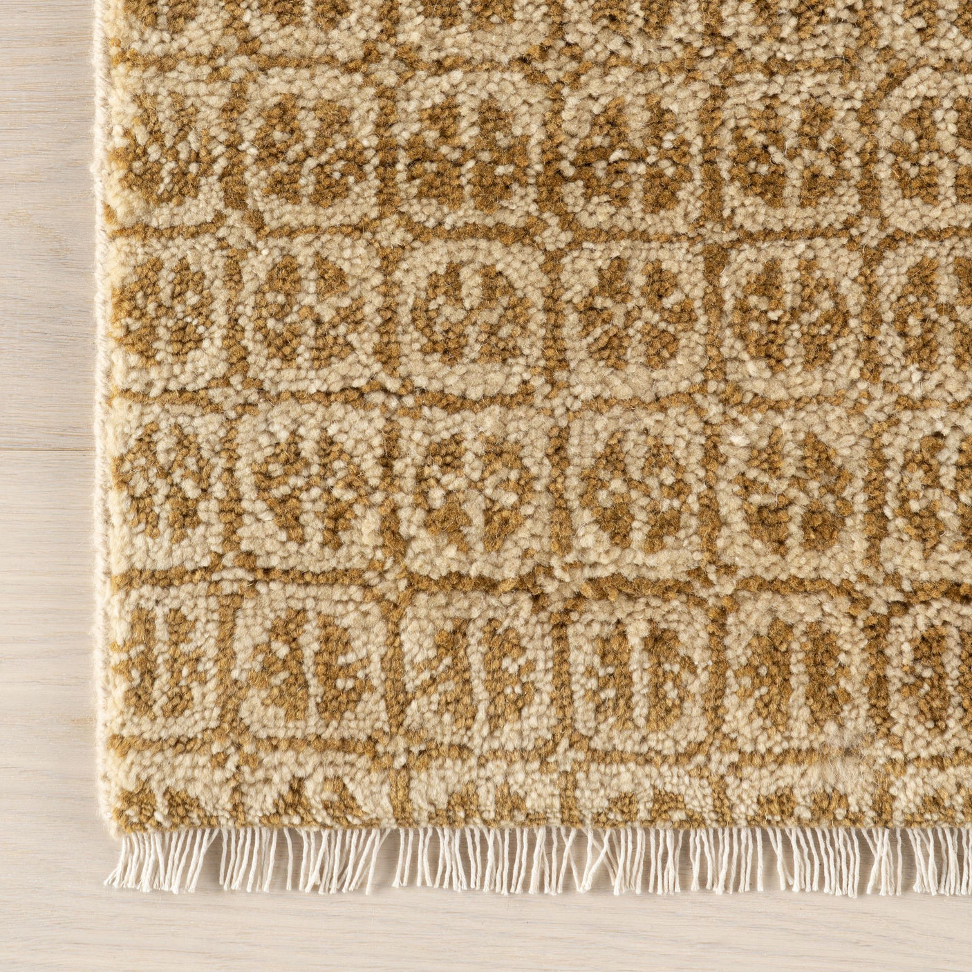 Tullie Hand Knotted Wool Rug